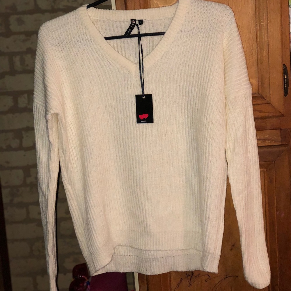 White knit sweater